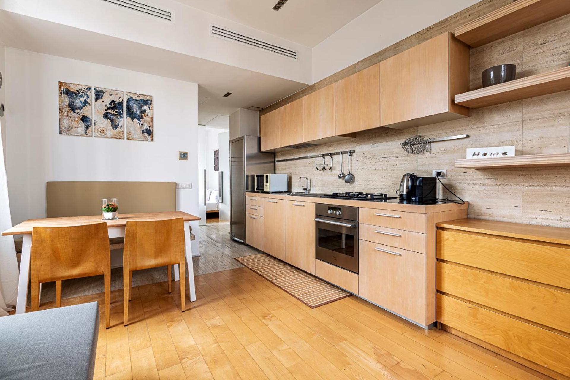 One Bedroom Apartment In Brera Милан Экстерьер фото